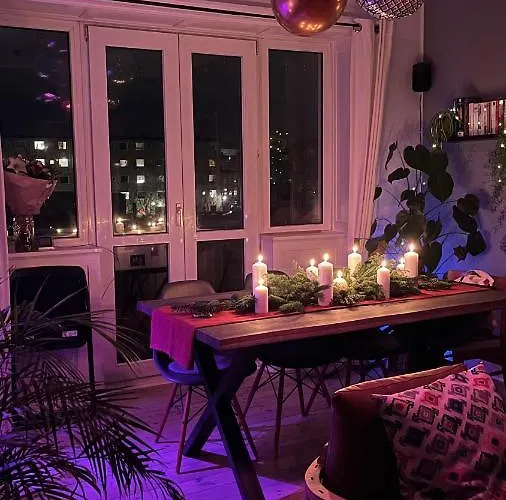 Oasis Hideaway Midst Center 아파트